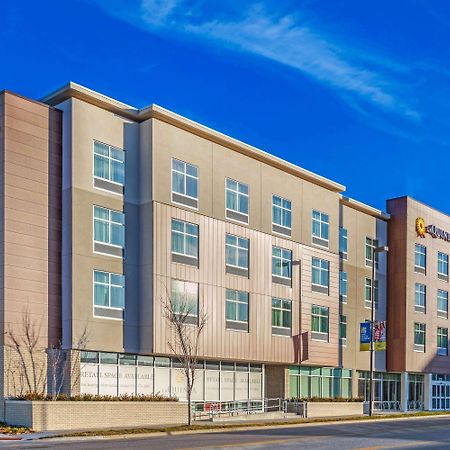 La Quinta Inn & Suites By Wyndham Kansas City Beacon Hill Luaran gambar